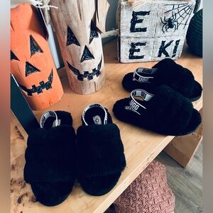UGG Black Fluffy Slippers little girls